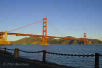 GGBridge+chainfence+FortPt.25mm.dawnlight.psadj.KI8Q1634.jpg (143736 bytes)