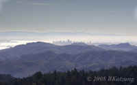 SF-in-mist+baybridge.wide.mt-tam.KI8Q1115.jpg (135399 bytes)