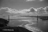 502A.GGBridge from headlands.neg17.BW.PSadj.jpg (221439 bytes)