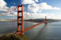 ggb-entire+city+clouds.24mm.opt.KI8Q0381.jpg (131211 bytes)