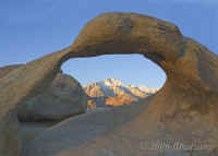 arch+mtwhitney.KI8Q9915.jpg (158601 bytes)