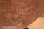 Petroglyphs-3.ValleyFire.5491.jpg (137715 bytes)